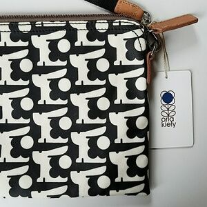 NWT Orla Kiely Travel Purse